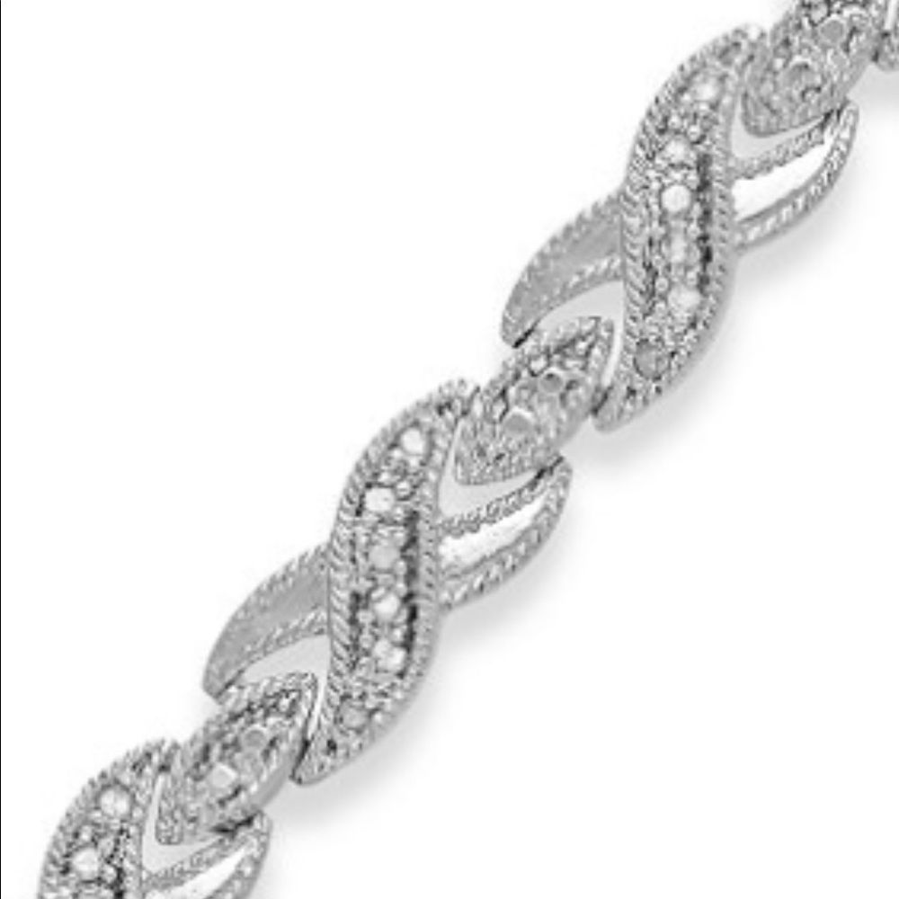 Diamond Xo Bracelet In 18k Gold Over Silver.